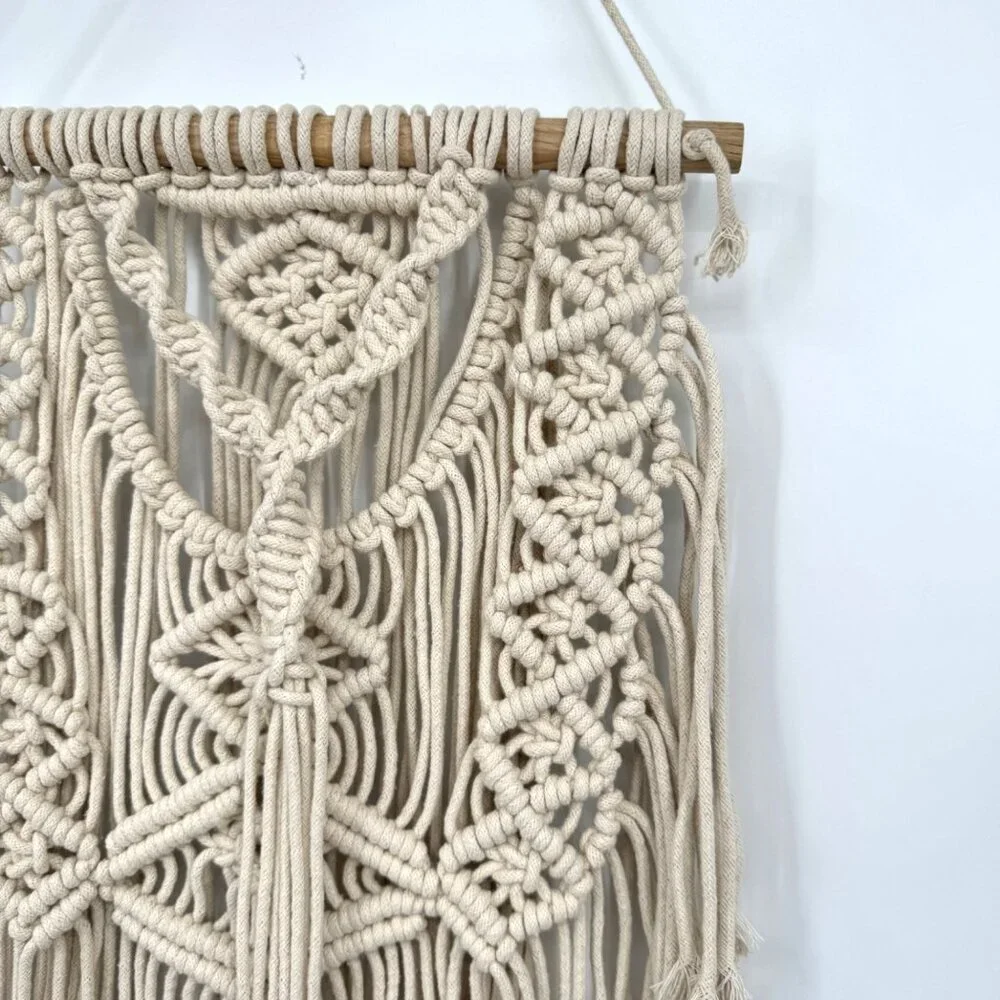 Medium Macrame Wall Hanging, Macrame Feathers Wall Hanging, Macrame Tapestry Wal